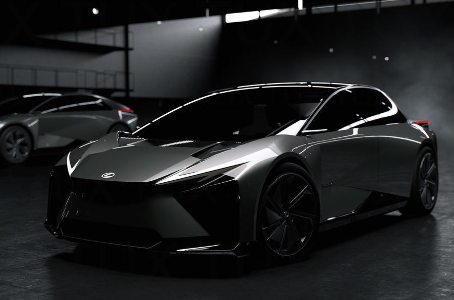 雷克萨斯展示概念电动轿车 LF-ZC，量产车型将于 2026 年推出