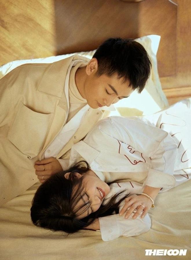 与陈晓再传婚变！陈妍希懒理传闻晒照肤白貌美