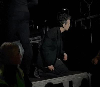 公开秀甜蜜官宣新恋情了！这姐真是不谈恋爱会死!