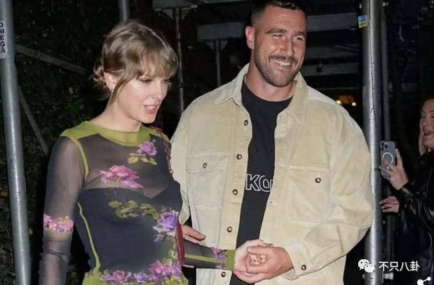 公开秀甜蜜官宣新恋情了！这姐真是不谈恋爱会死!