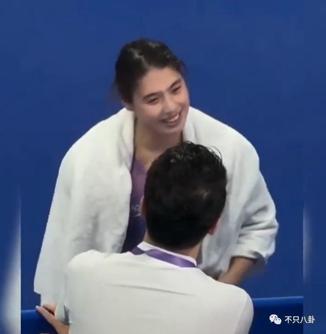 和他离婚算什么？姐的过往情史有更虐更抓马的！