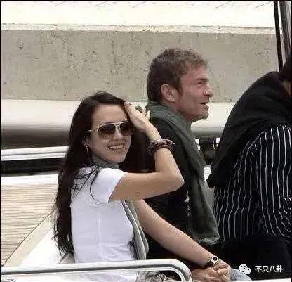 和他离婚算什么？姐的过往情史有更虐更抓马的！