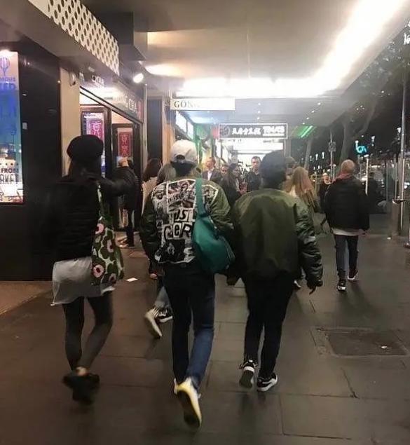 妈呀！和经纪人官宣，被粉丝威胁，还寄血书？！