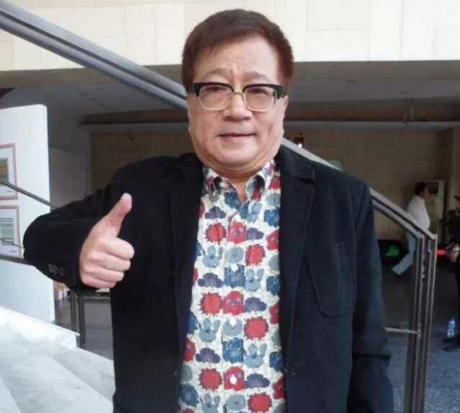妈呀！和经纪人官宣，被粉丝威胁，还寄血书？！