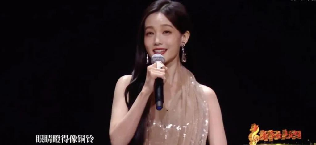 湾区这一夜：刘涛变漂亮，陈妍希美到爆，69岁赵雅芝绝了