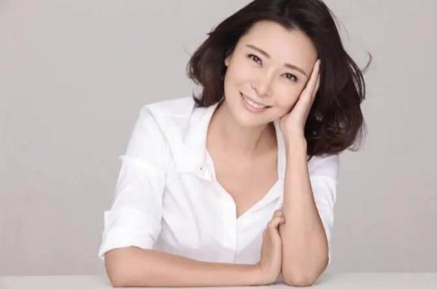 离婚大瓜之后，这内娱顶流塌了