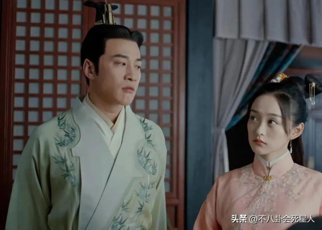 《熹妃传》开播！何润东油腻、何泓姗仪态差、黄圣依斗鸡眼明显