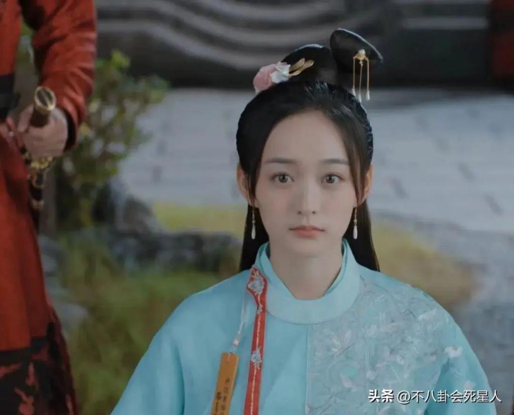 《熹妃传》开播！何润东油腻、何泓姗仪态差、黄圣依斗鸡眼明显