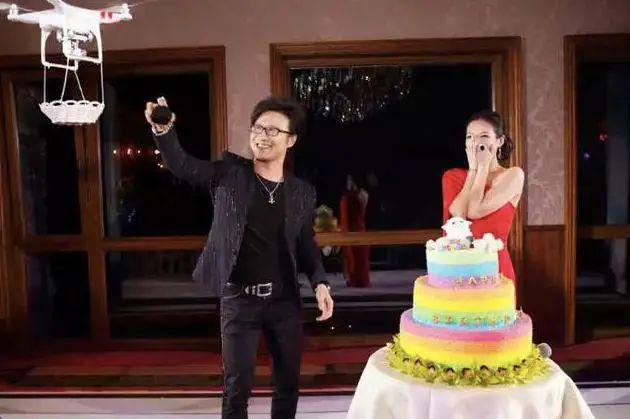 四本离婚证，汪峰这传奇人生，小说都写不出