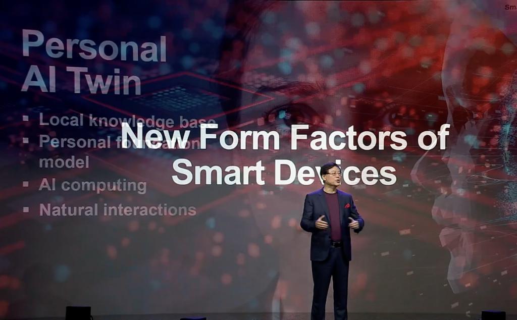 联想发布全球首款 AI PC：可运行「个人大模型」