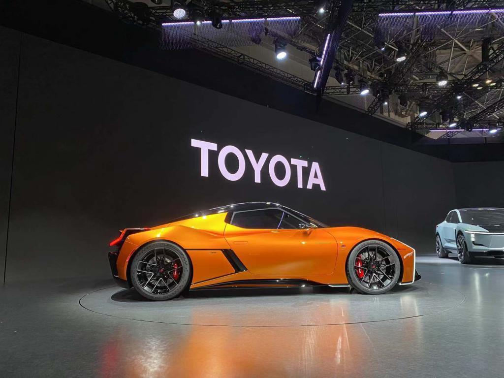 东京车展让日本车企找回了「自信」？