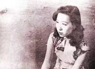 张爱玲：那么艳，又那么绝