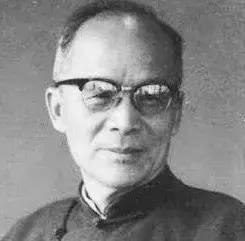 张爱玲：那么艳，又那么绝