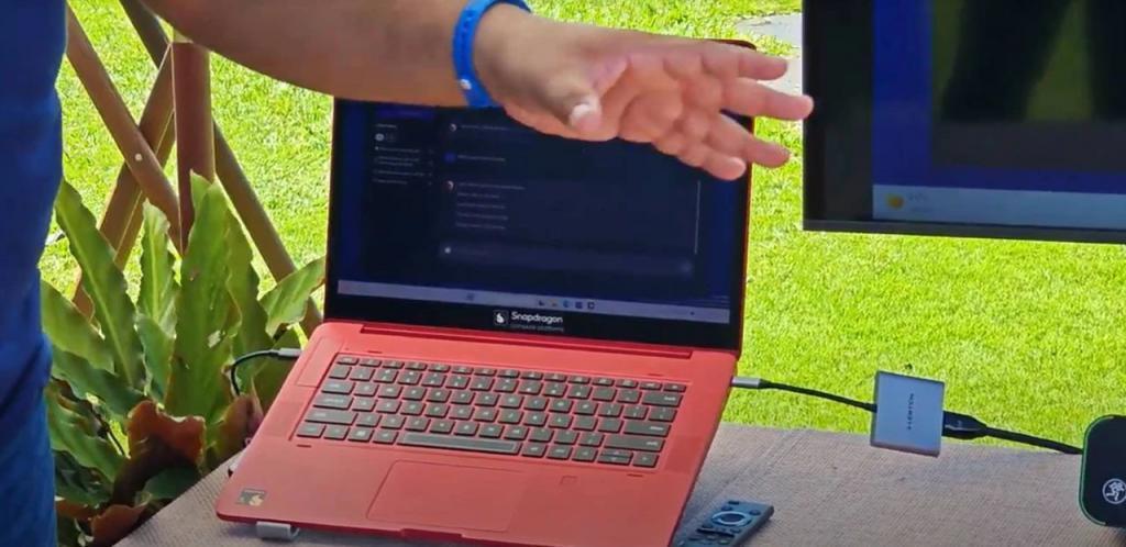 拳打苹果，脚踢英特尔？这次高通终于在PC领域硬起来了！