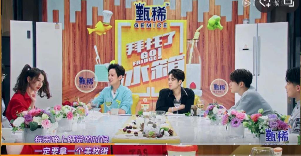 好久不见戚薇的女儿Lucky了，越来越像李承铉啦？