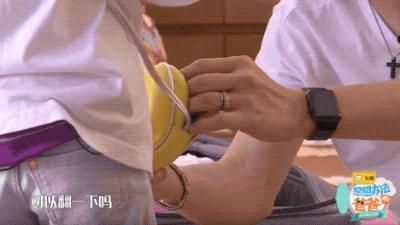 好久不见戚薇的女儿Lucky了，越来越像李承铉啦？