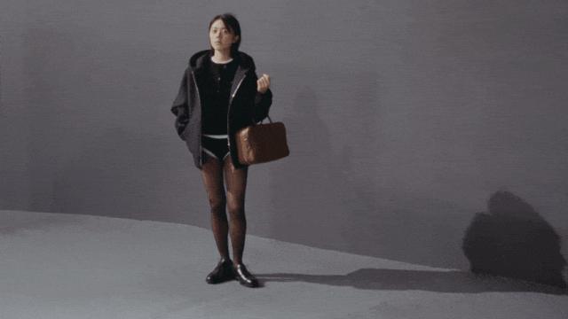 在土的路上,一路狂奔…
