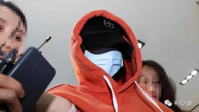 出轨又涉毒？塌得够彻底啊！