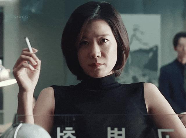 出轨又涉毒？塌得够彻底啊！