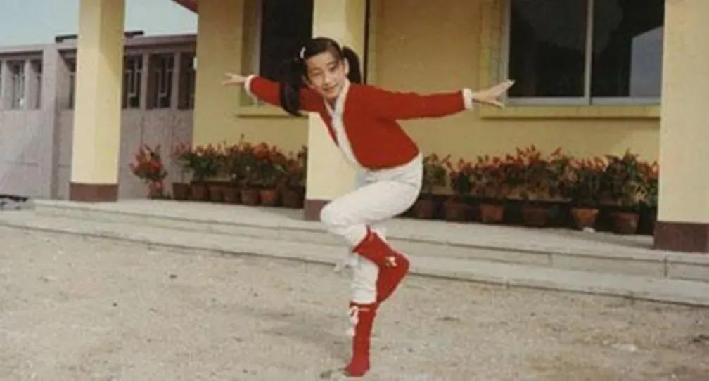 “影后”与女主持人“豪门”争宠的瓜！