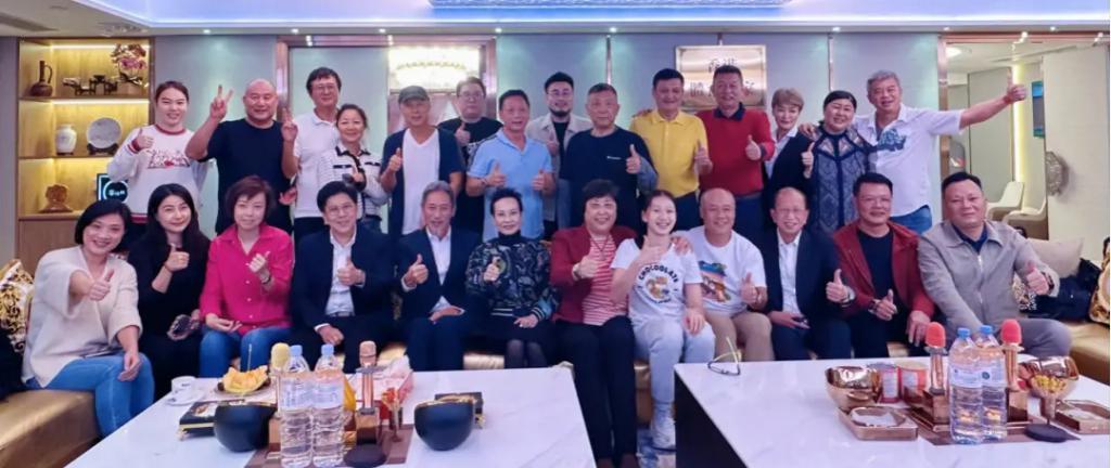 郭晶晶的冠军闺蜜、赛场无敌大魔王，嫁豪门生活事业两不误