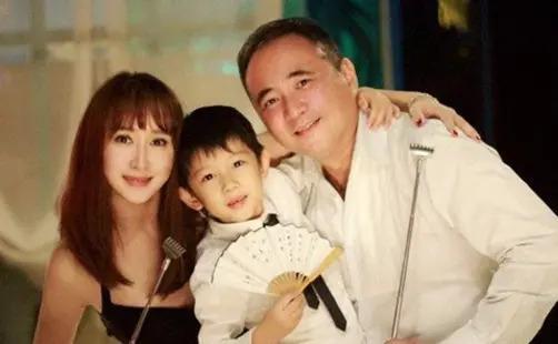 妈呀！离婚内幕曝光，老公出轨好闺蜜！