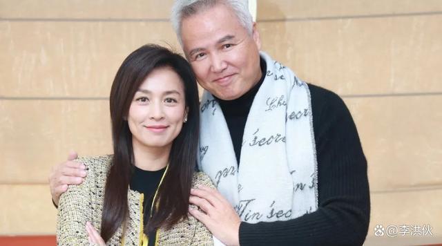 安全着陆？张庭名下96套房产和存款全部解封，夫妇提钱庆祝