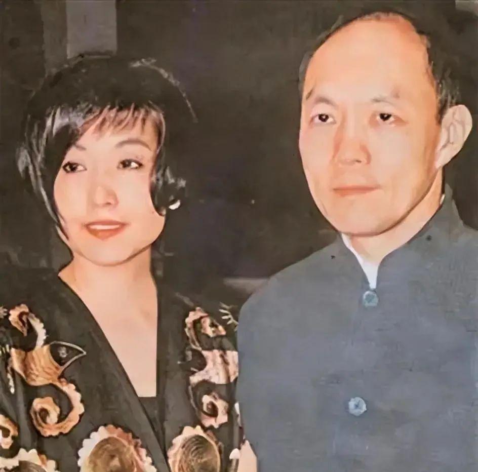 看了霍家对儿媳的标准，才知道章子怡和霍启山当年为何分手