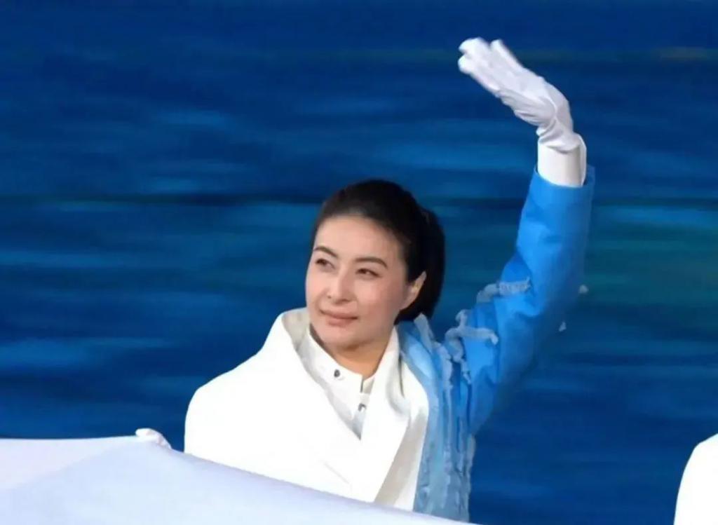 看了霍家对儿媳的标准，才知道章子怡和霍启山当年为何分手