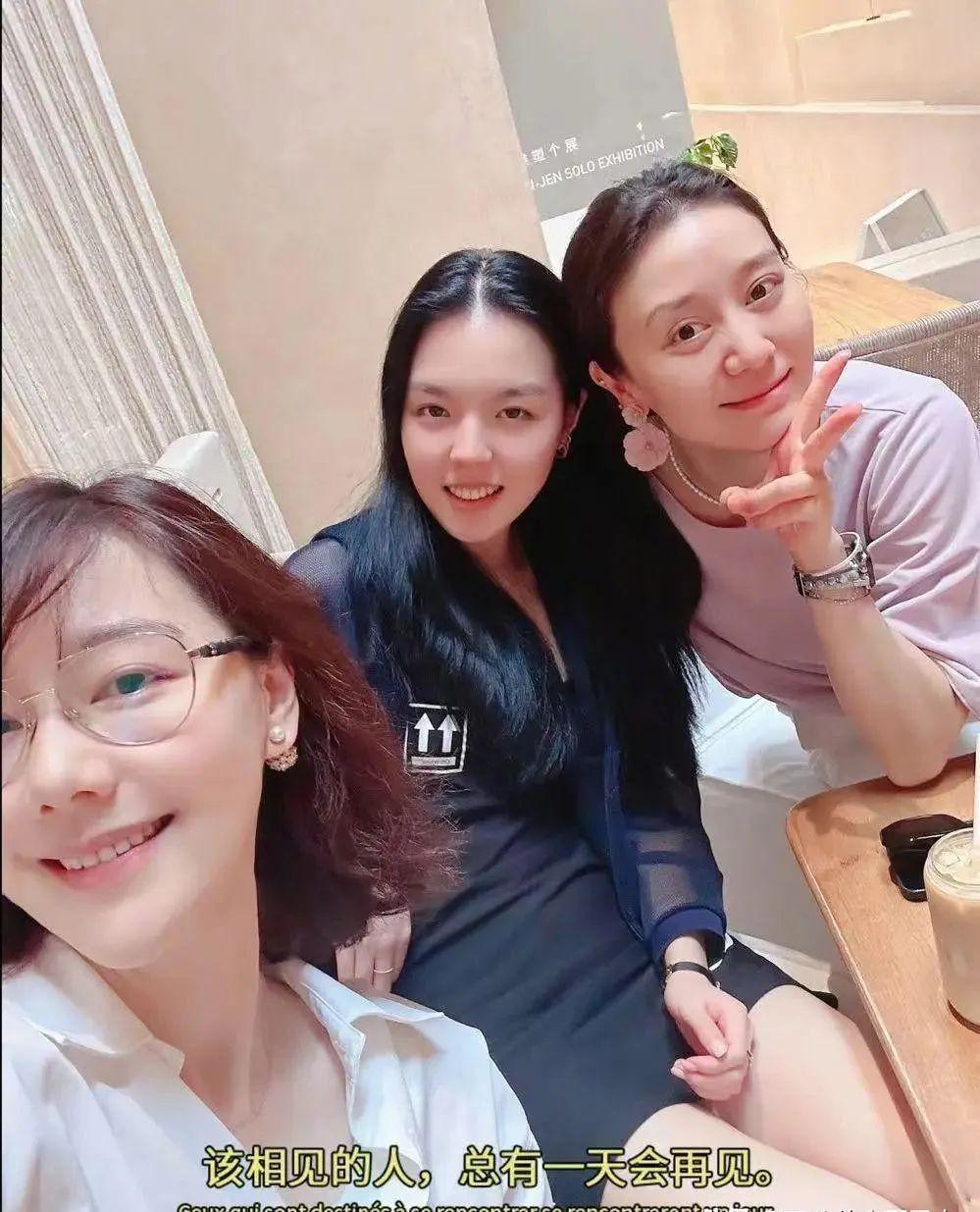 哈文连续5年发文悼念李咏，坚持不再婚，回国后感慨回家真好