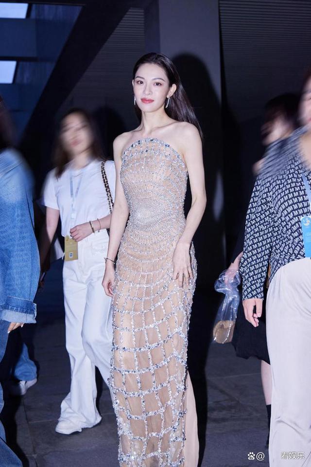 钟楚曦否认出轨，回怼网友：你听说过造谣犯法吗？