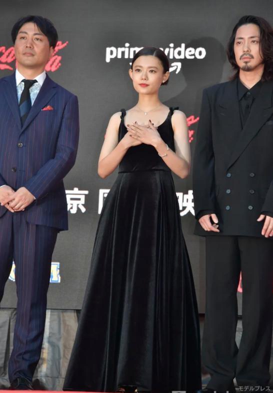 见证奇迹了，这么残的颜值也逆回来惹！