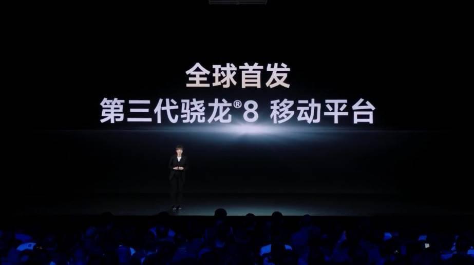 3999 起！小米 14 杀疯了，越级对标 iPhone 15 Pro， 澎湃 OS 惊艳亮相