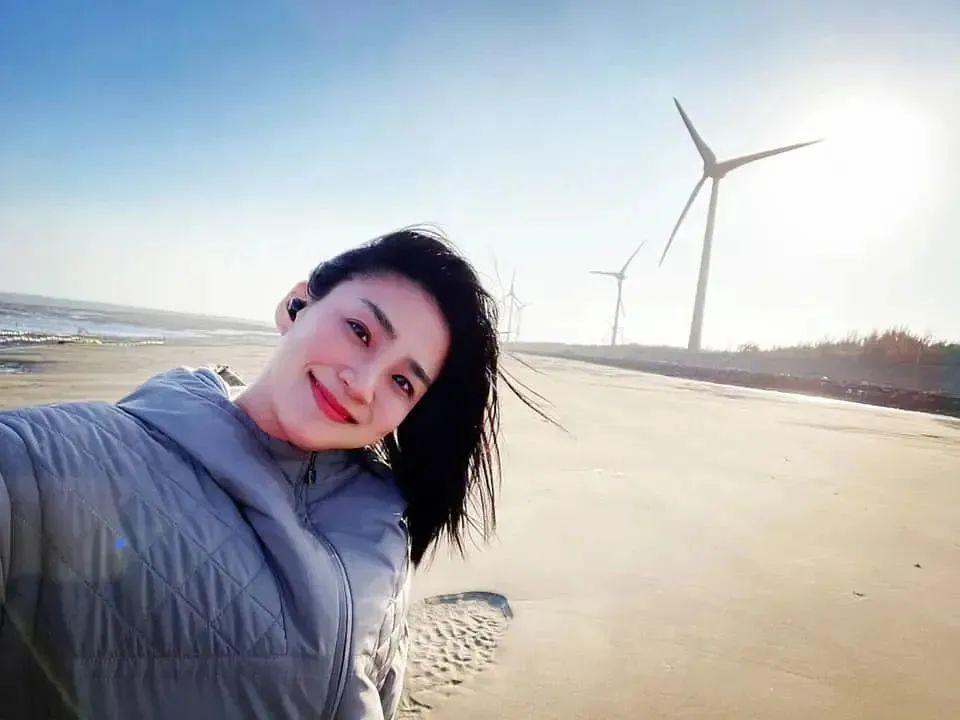 嘲她是“花瓶”的，打脸了吧？