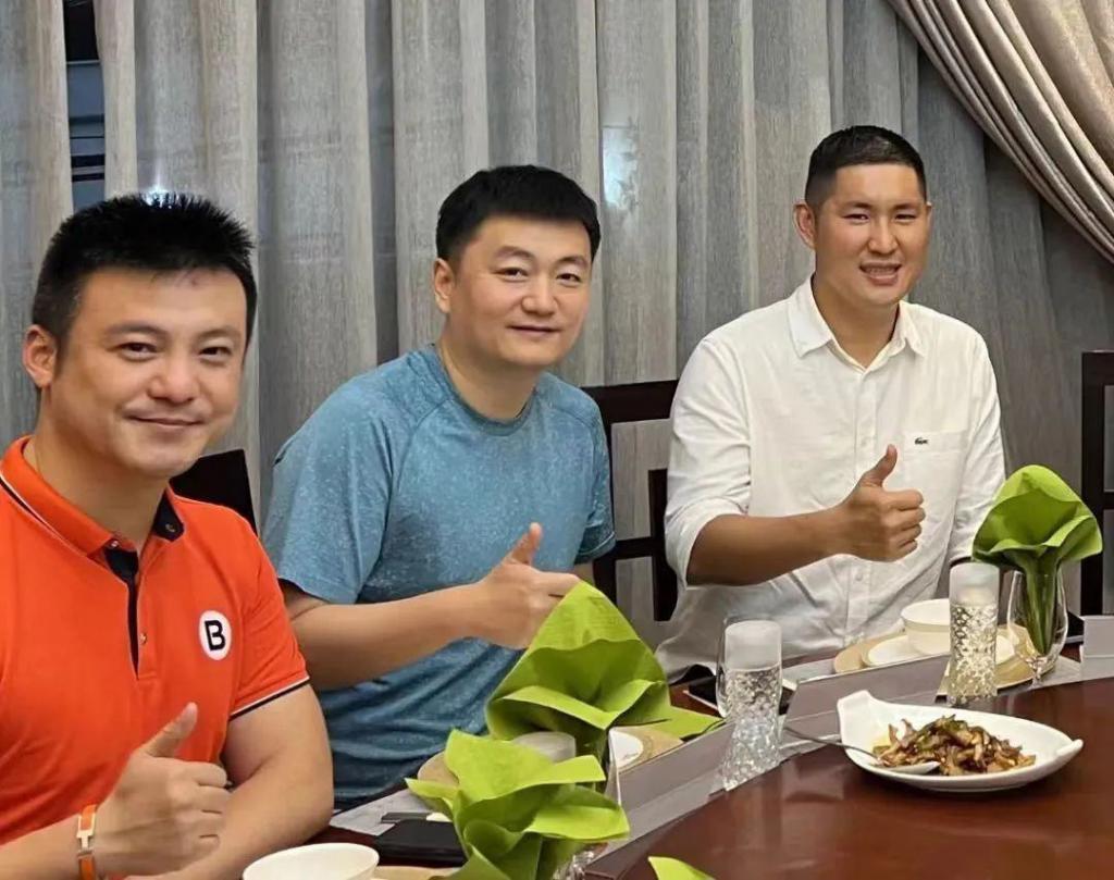 离开阿里转战东南亚，他挖出一个百亿美金独角兽，刚刚上市