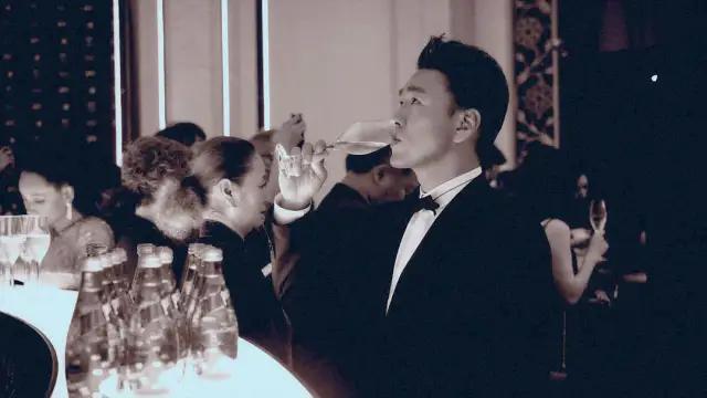 他竟然也翻车了？