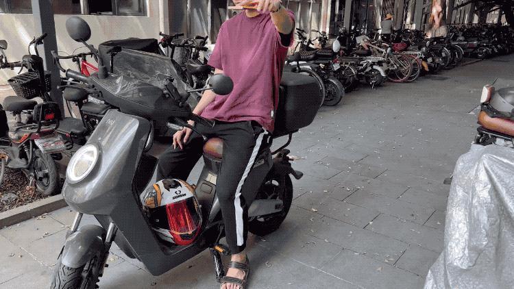 小米疯了,狂卷玻璃!