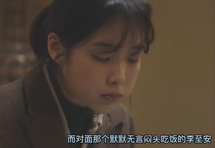 49岁赵又廷与小17岁张子枫演情侣！网友：吻戏不尴尬吗