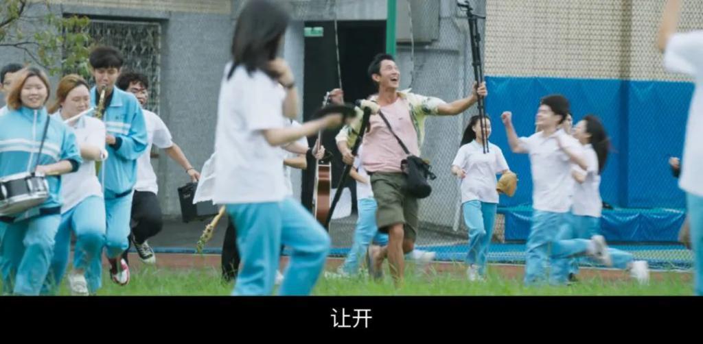 可怜他？别圣母心泛滥了