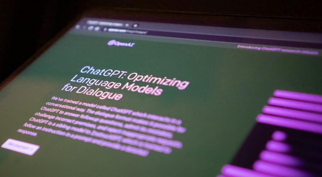 Model Y 高性能版涨价；华为前三季度收入 4566 亿元；消费者组织警告：ChatGPT 正在助长网络诈骗