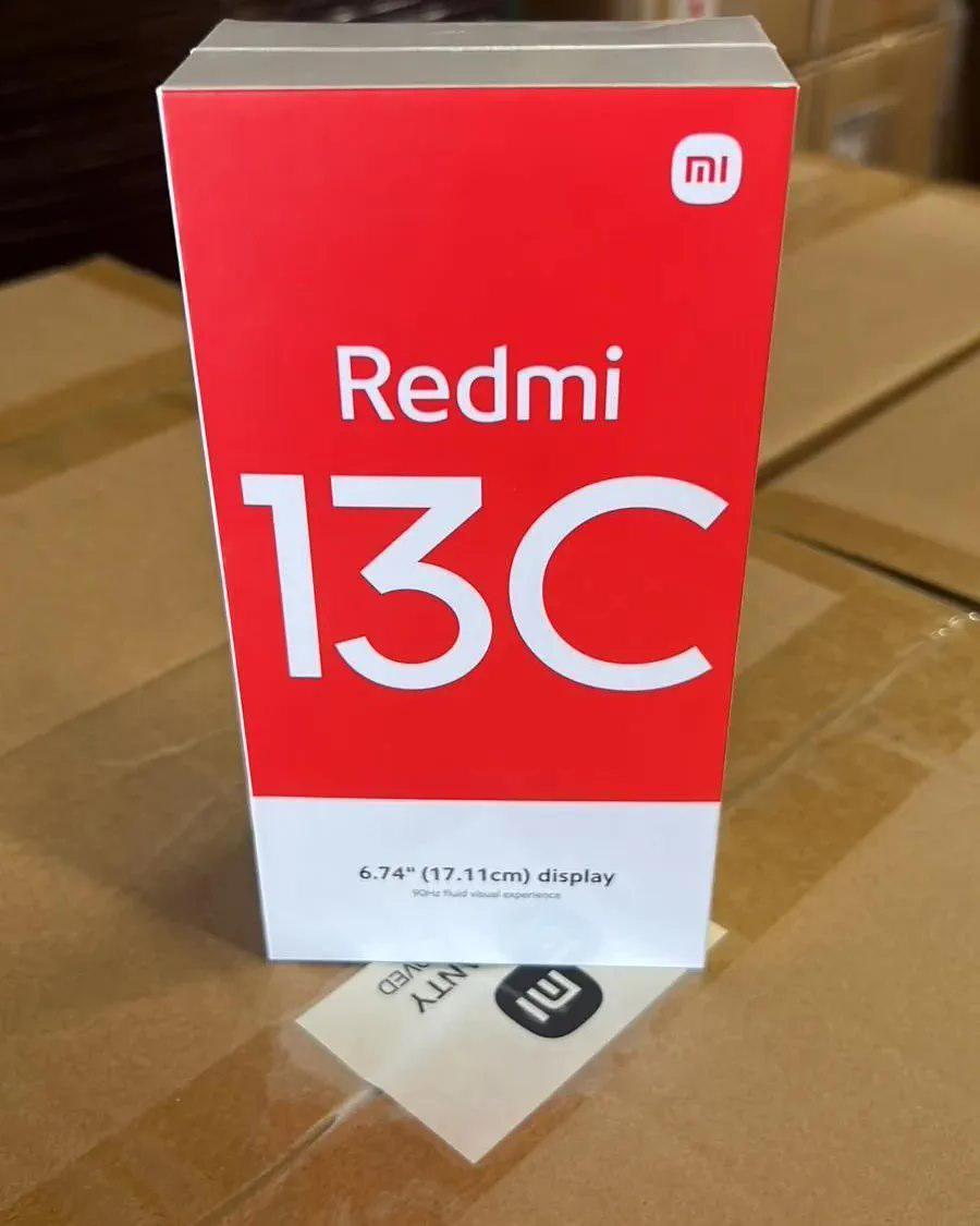 小米 Redmi 13C 手机更多实物图和售价信息曝光