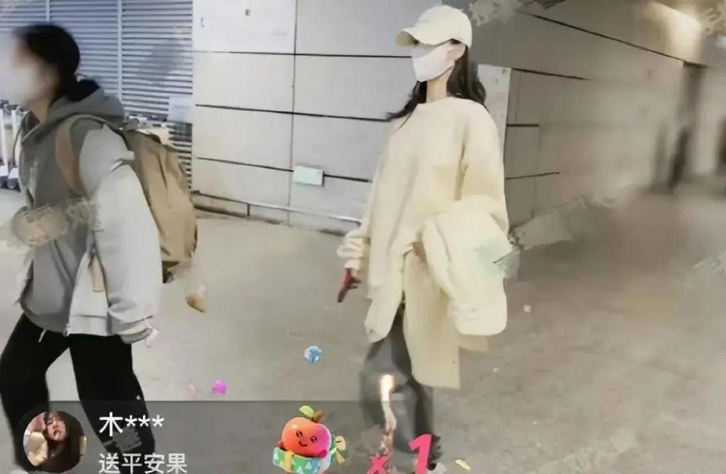 还有比张云龙钟楚曦更尴尬的直播吗？还真有…