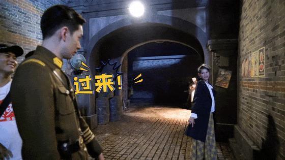 还有比张云龙钟楚曦更尴尬的直播吗？还真有…