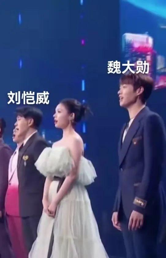 还有比张云龙钟楚曦更尴尬的直播吗？还真有…