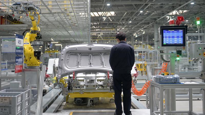 燃油车厂低价甩卖，难寻“接盘侠”