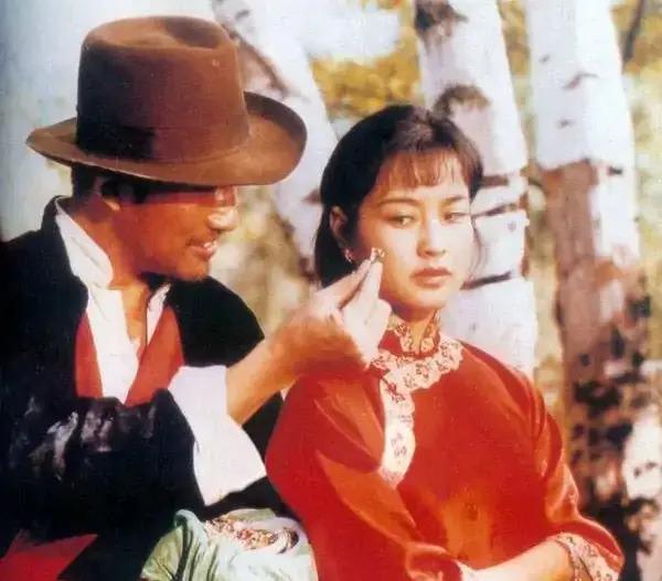 71岁刘晓庆为某不知名品牌推荐抗衰产品,被网友吐槽