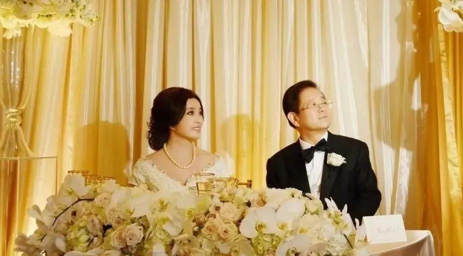 71岁刘晓庆为某不知名品牌推荐抗衰产品,被网友吐槽