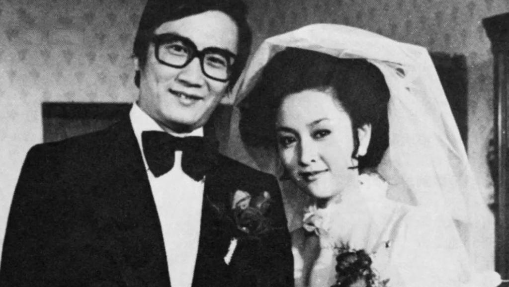 一代女神，被前夫发疯手撕了。