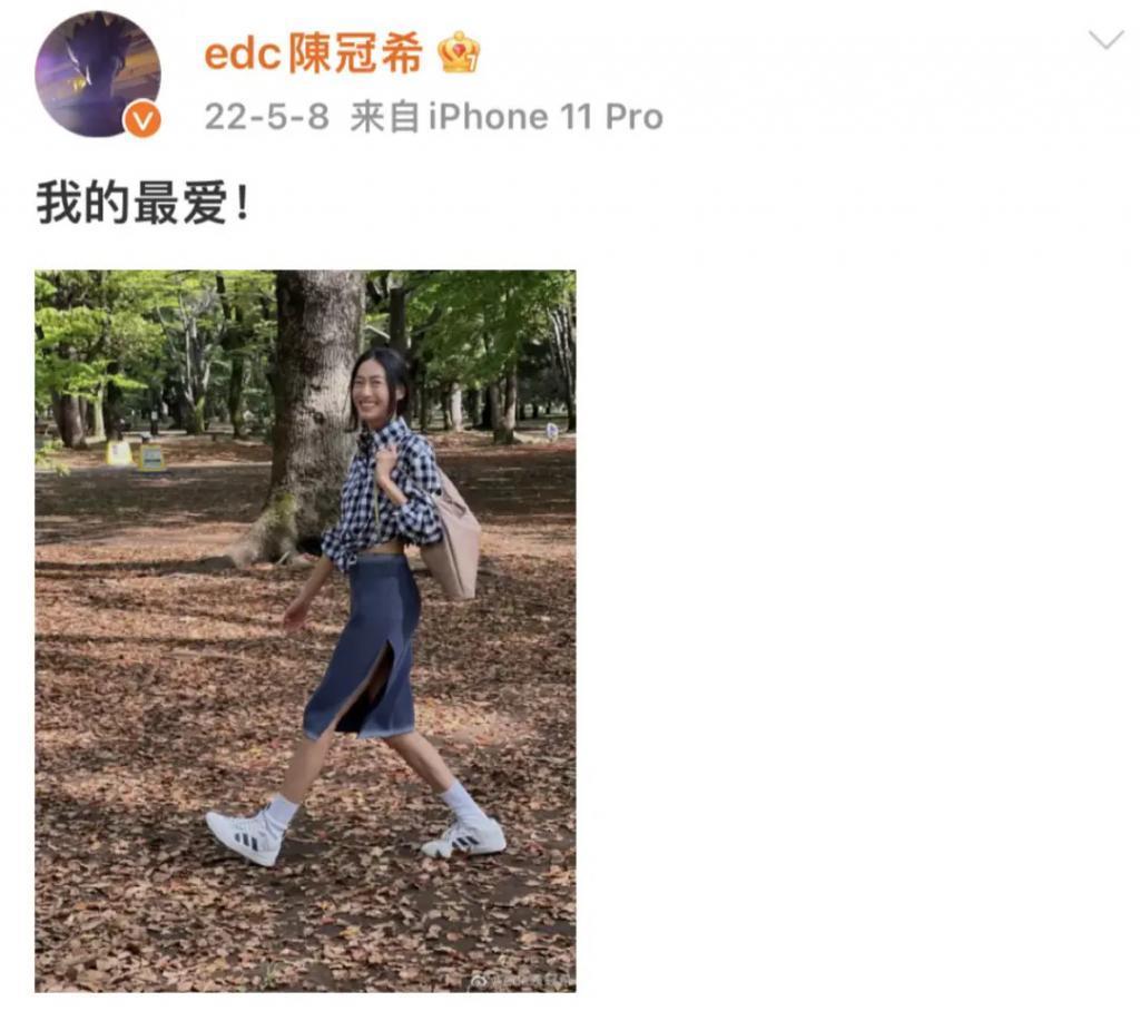还记得陈冠希和秦舒培的女儿吗？6岁的她气场好强