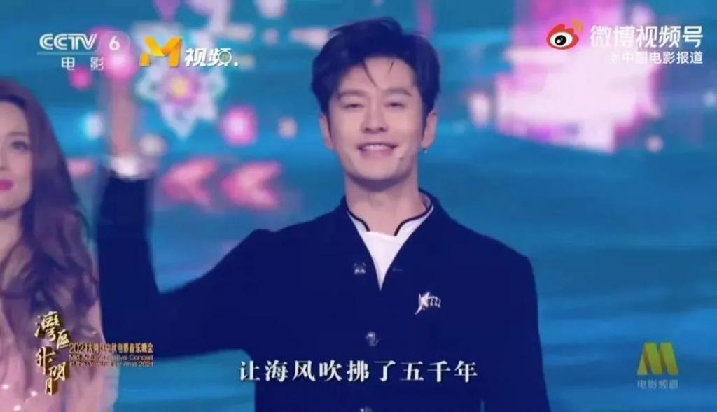 都说了不要和同事谈恋爱啊…